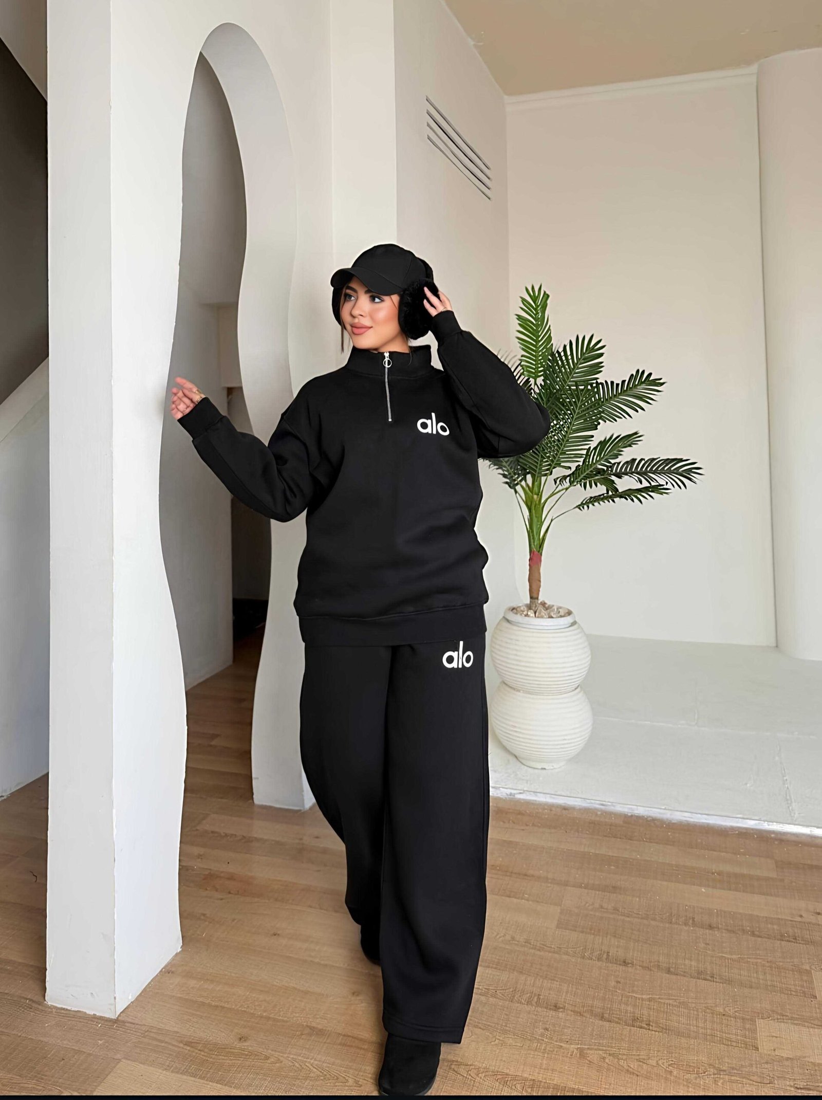 طقم رياضي اوفر سايز شتوي بربع سوستة - الصورة 3